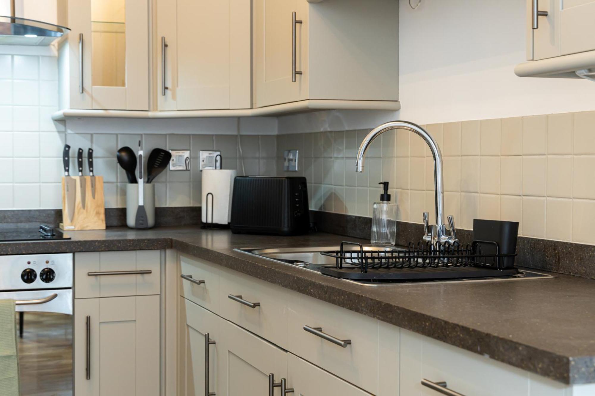 Boutique City Centre Apartment مانشستر المظهر الخارجي الصورة